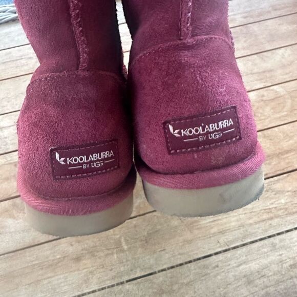 UGG by Koolabura Red Suede Boots 9 - Picture 6 of 9